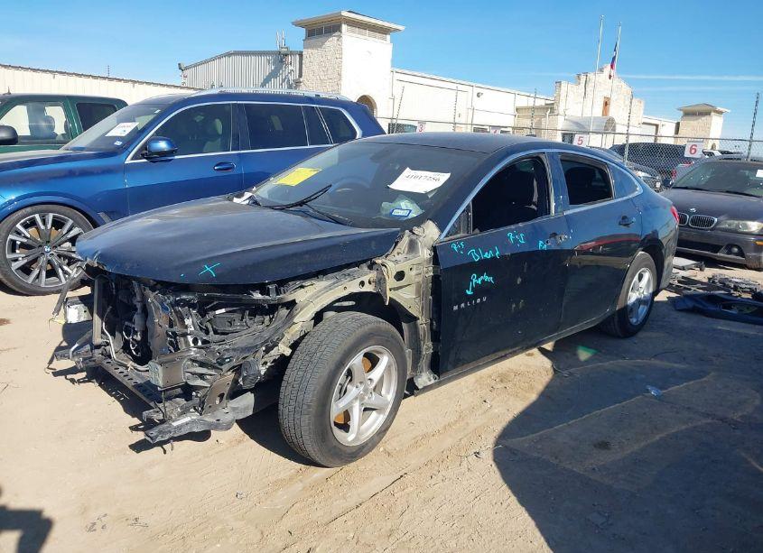 Photo 2 of 2018 Chevrolet Malibu 1LS (VIN 1G1ZB5ST5JF277515)