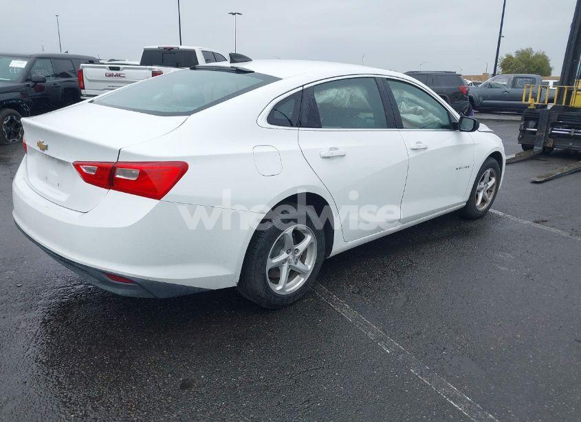 Photo 4 of 2018 Chevrolet Malibu 1LS (VIN 1G1ZB5ST5JF281449)