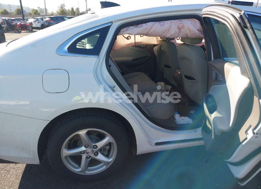 Photo 8 of 2018 Chevrolet Malibu 1LS (VIN 1G1ZB5ST5JF281449)