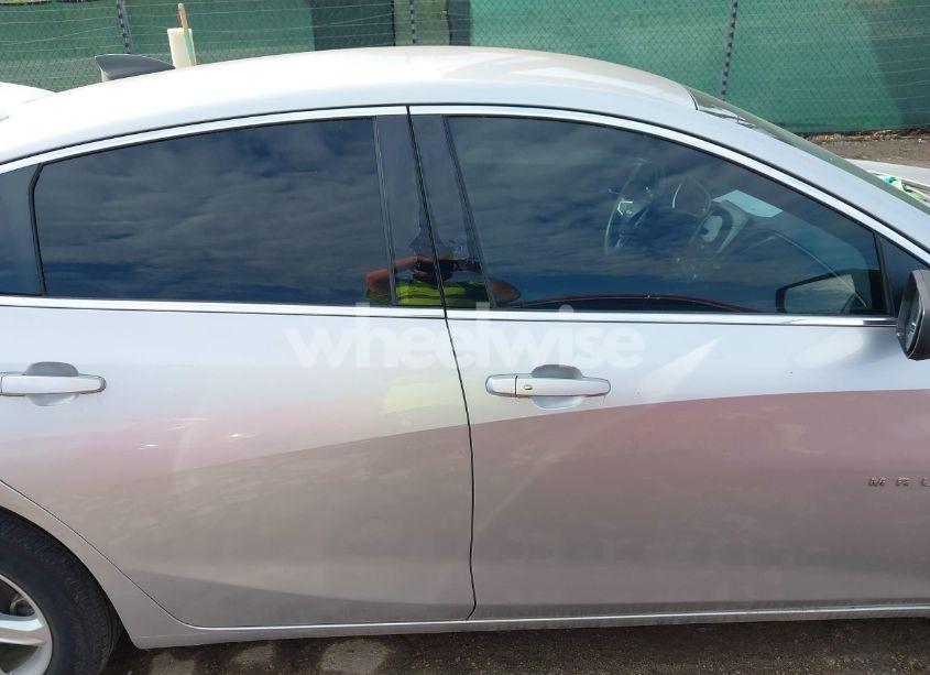 Photo 13 of 2019 Chevrolet Malibu 1LS (VIN 1G1ZB5ST5KF199366)