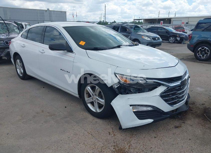 2019 Chevrolet Malibu 1LS (VIN 1G1ZB5ST5KF223956) main photo