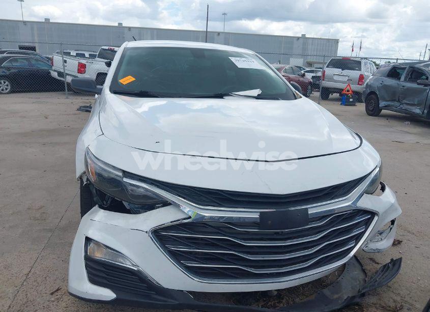 Photo 12 of 2019 Chevrolet Malibu 1LS (VIN 1G1ZB5ST5KF223956)
