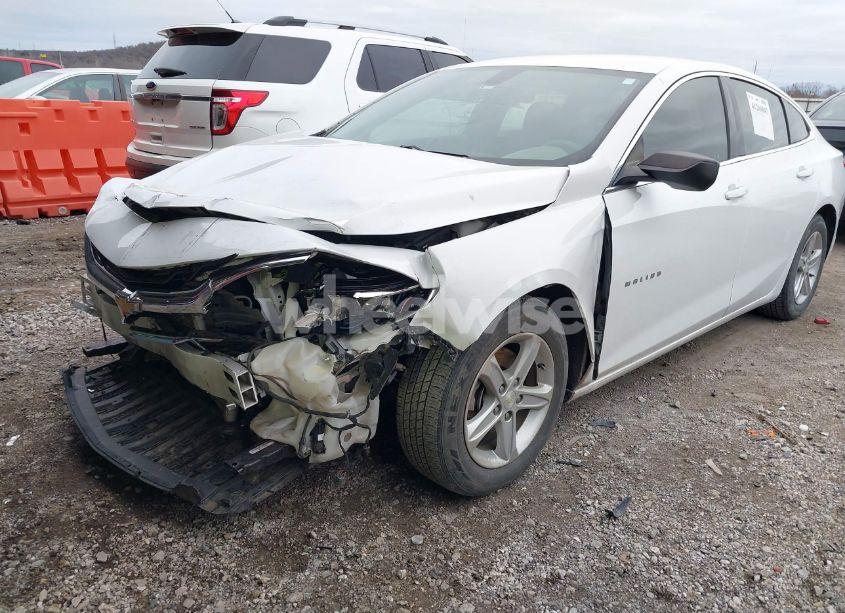 Photo 2 of 2020 Chevrolet Malibu FWD LS (VIN 1G1ZB5ST5LF000852)