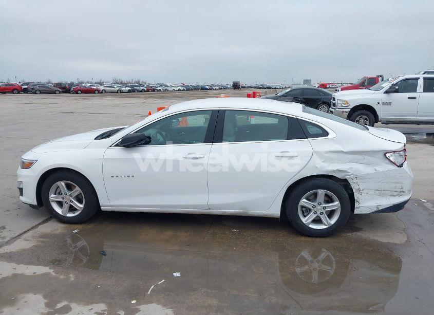 Photo 14 of 2020 Chevrolet Malibu FWD LS (VIN 1G1ZB5ST5LF147835)
