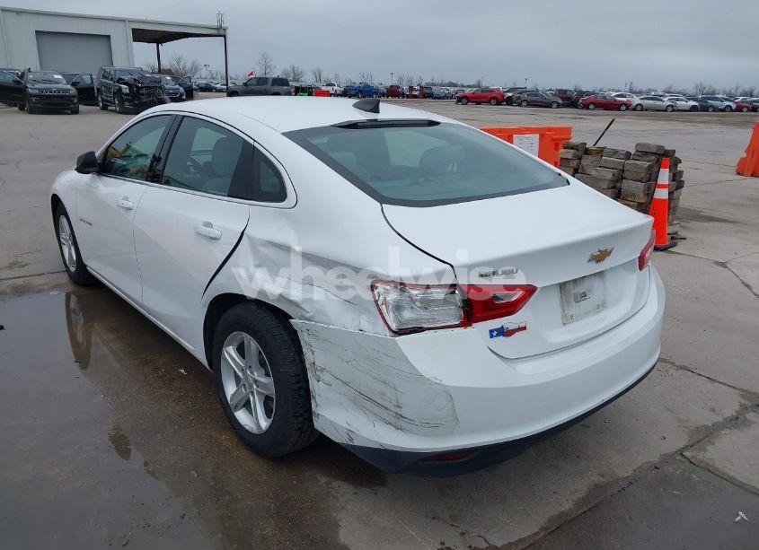 Photo 3 of 2020 Chevrolet Malibu FWD LS (VIN 1G1ZB5ST5LF147835)