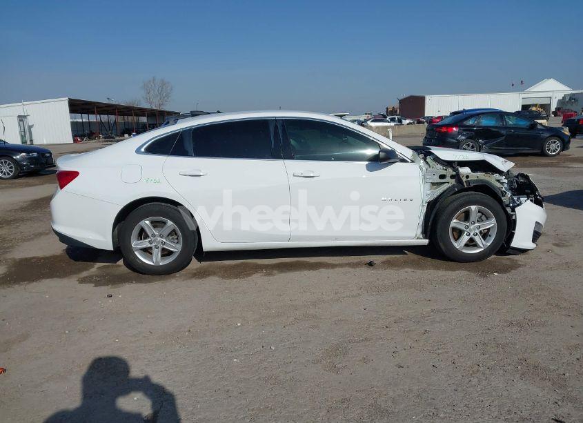 Photo 13 of 2021 Chevrolet Malibu FWD LS (VIN 1G1ZB5ST5MF054928)