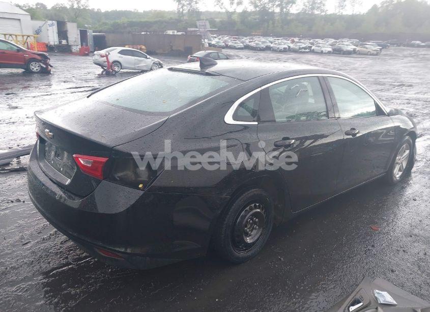 Photo 4 of 2022 Chevrolet Malibu FWD LS (VIN 1G1ZB5ST5NF192051)