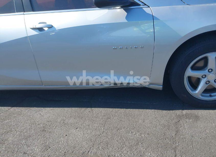 Photo 6 of 2016 Chevrolet Malibu LS (VIN 1G1ZB5ST6GF214304)