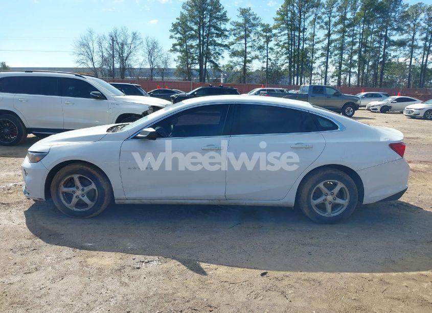 Photo 13 of 2016 Chevrolet Malibu LS (VIN 1G1ZB5ST6GF226095)