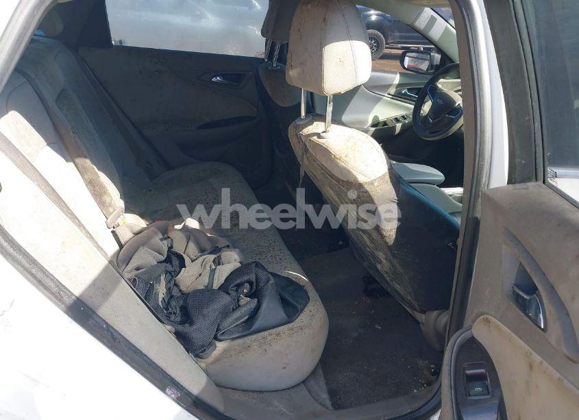 Photo 8 of 2016 Chevrolet Malibu LS (VIN 1G1ZB5ST6GF226095)