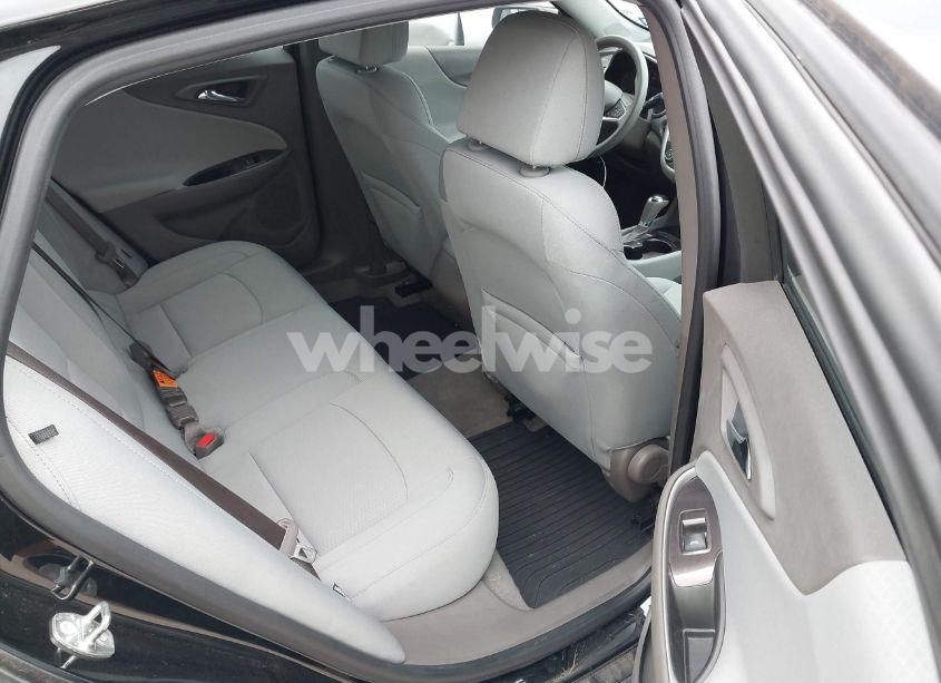 Photo 8 of 2016 Chevrolet Malibu LS (VIN 1G1ZB5ST6GF333938)