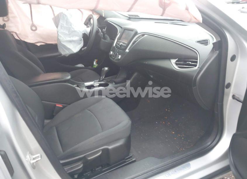 Photo 5 of 2017 Chevrolet Malibu LS (VIN 1G1ZB5ST6HF146698)