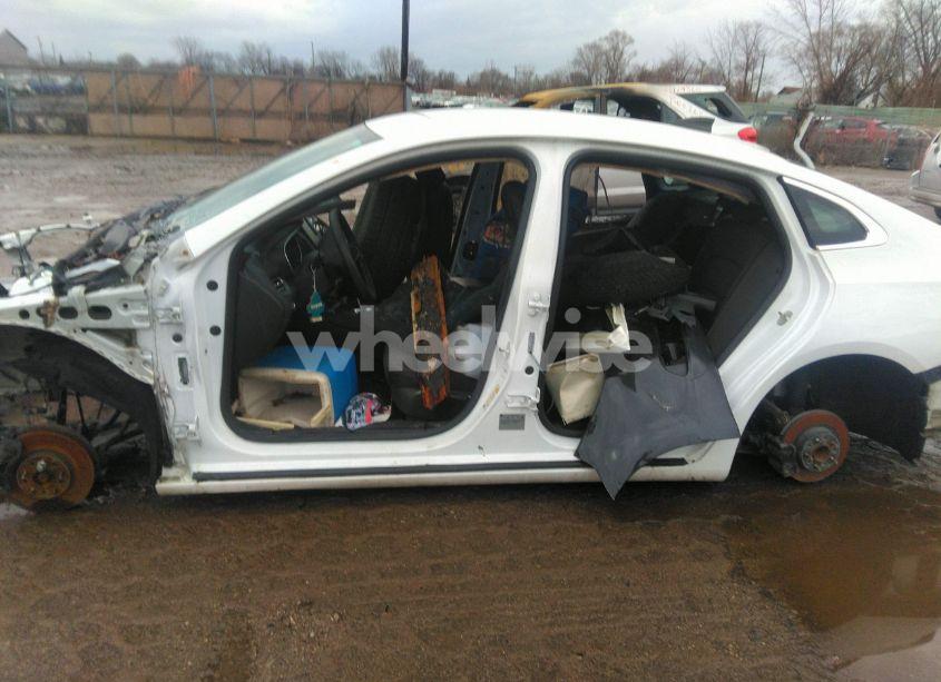 Photo 13 of 2017 Chevrolet Malibu LS (VIN 1G1ZB5ST6HF169611)