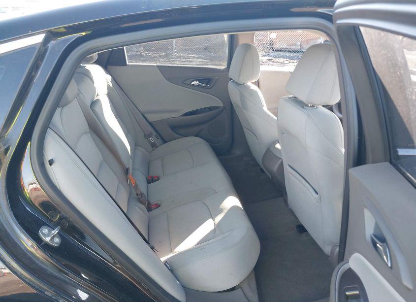 Photo 8 of 2017 Chevrolet Malibu LS (VIN 1G1ZB5ST6HF179068)