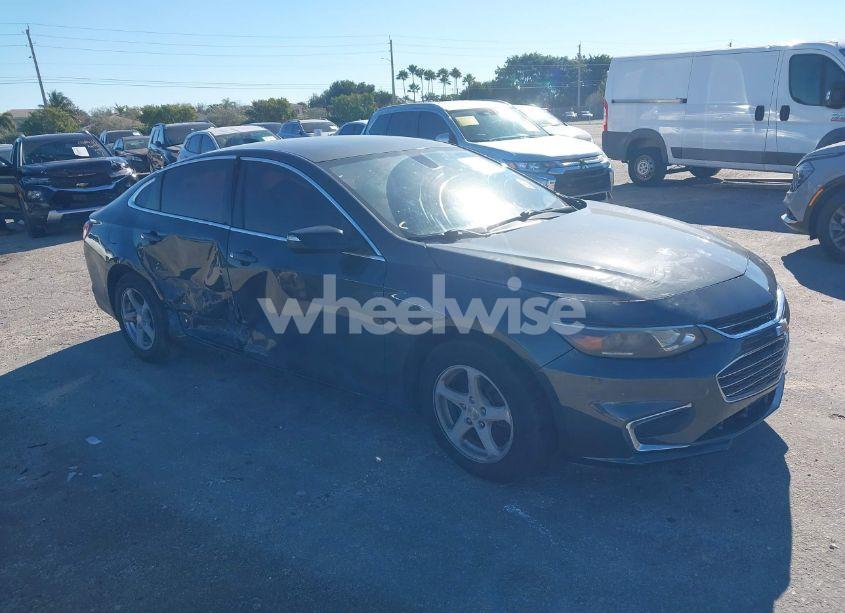 2017 Chevrolet Malibu LS (VIN 1G1ZB5ST6HF207337) main photo