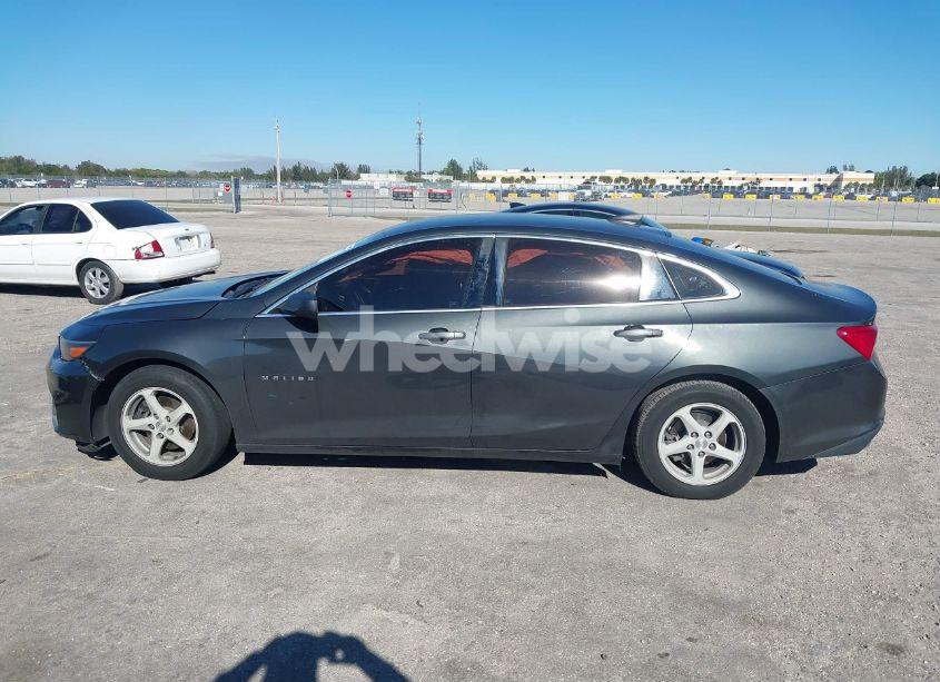 Photo 14 of 2017 Chevrolet Malibu LS (VIN 1G1ZB5ST6HF207337)