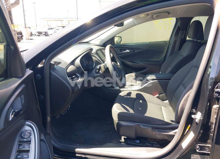 Photo 5 of 2017 Chevrolet Malibu LS (VIN 1G1ZB5ST6HF218628)