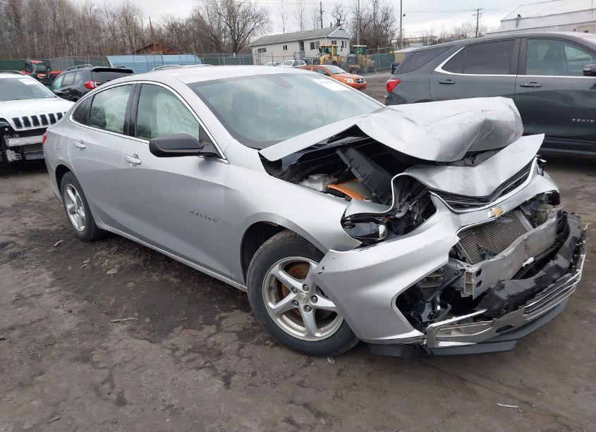 2017 Chevrolet Malibu LS (VIN 1G1ZB5ST6HF226552) main photo