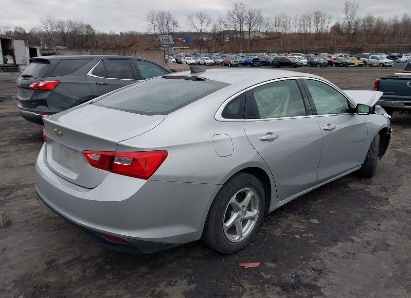 Photo 4 of 2017 Chevrolet Malibu LS (VIN 1G1ZB5ST6HF226552)