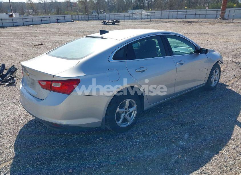 Photo 4 of 2017 Chevrolet Malibu LS (VIN 1G1ZB5ST6HF265688)