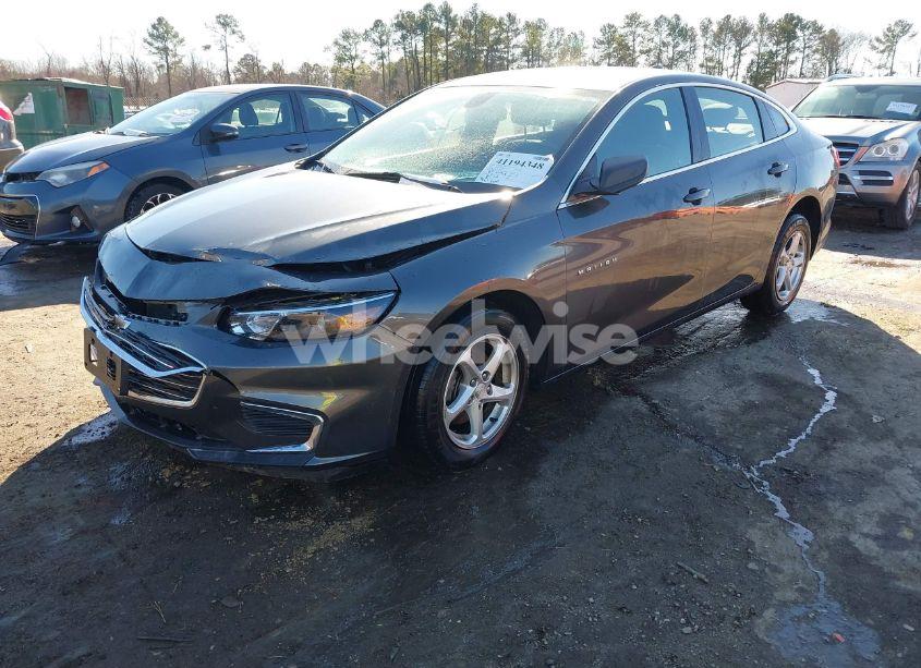 Photo 2 of 2018 Chevrolet Malibu 1LS (VIN 1G1ZB5ST6JF105560)