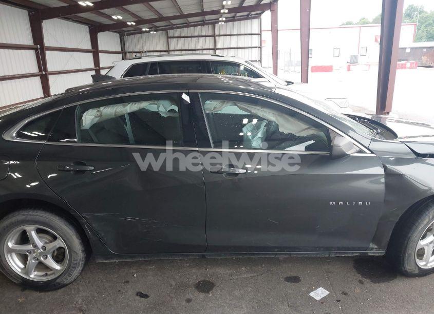 Photo 13 of 2018 Chevrolet Malibu 1LS (VIN 1G1ZB5ST6JF213824)