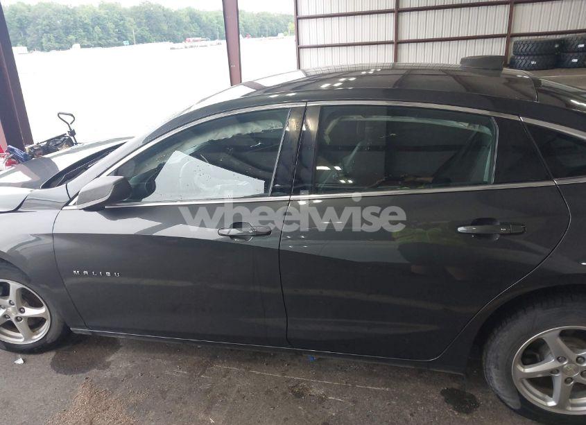 Photo 14 of 2018 Chevrolet Malibu 1LS (VIN 1G1ZB5ST6JF213824)