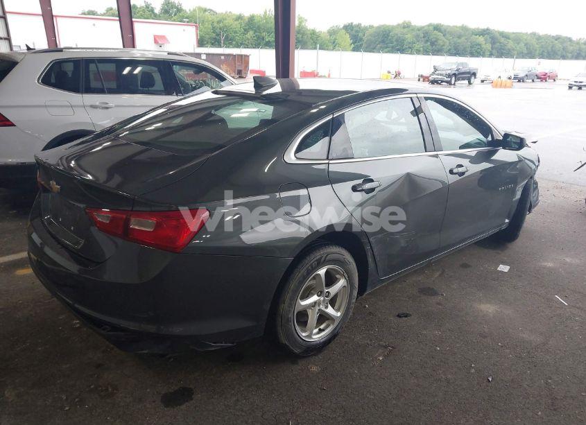 Photo 4 of 2018 Chevrolet Malibu 1LS (VIN 1G1ZB5ST6JF213824)