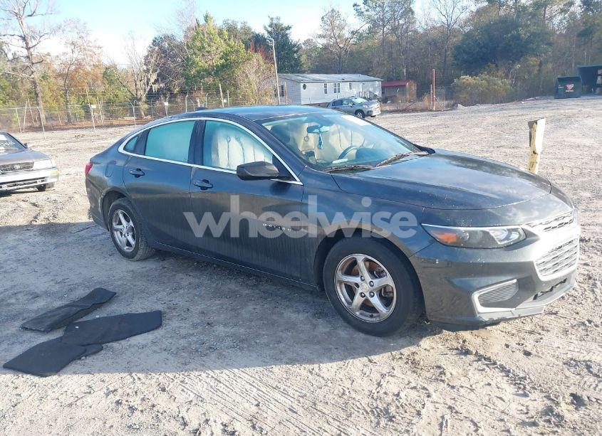 2018 Chevrolet Malibu 1LS (VIN 1G1ZB5ST6JF233362) main photo