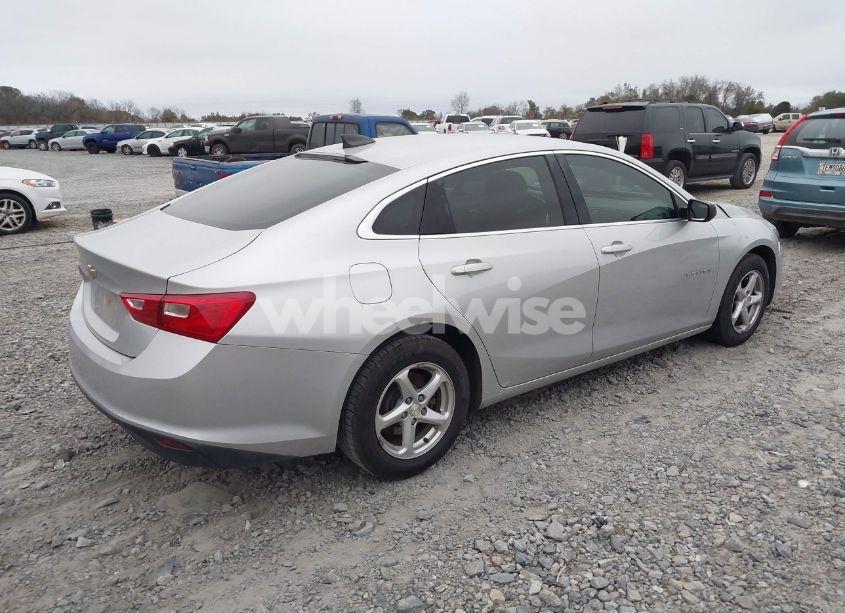 Photo 4 of 2018 Chevrolet Malibu 1LS (VIN 1G1ZB5ST6JF258486)