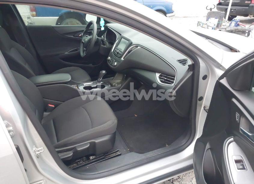 Photo 5 of 2018 Chevrolet Malibu 1LS (VIN 1G1ZB5ST6JF258486)