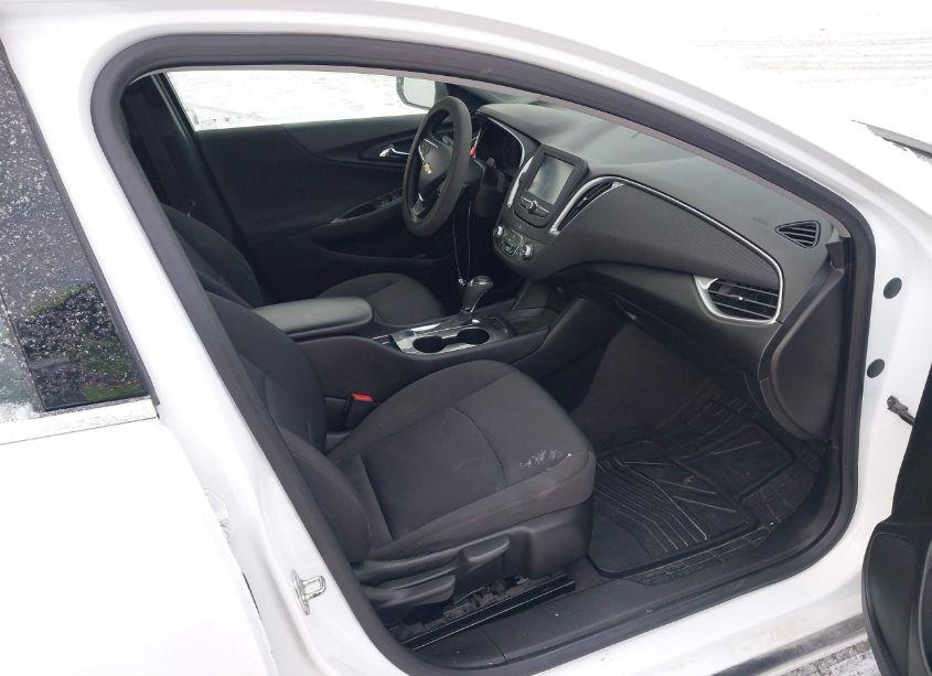 Photo 5 of 2018 Chevrolet Malibu 1LS (VIN 1G1ZB5ST6JF292783)