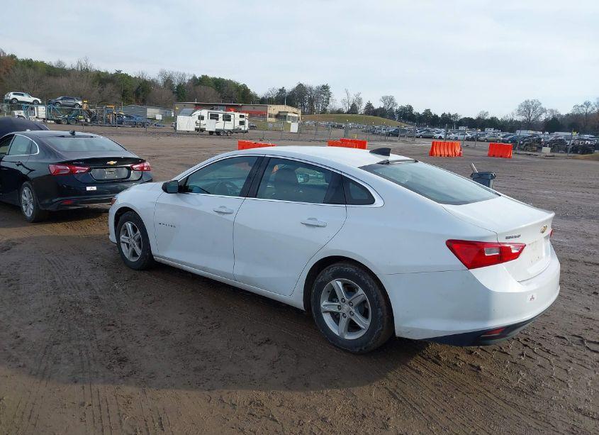 Photo 3 of 2019 Chevrolet Malibu 1LS (VIN 1G1ZB5ST6KF192958)