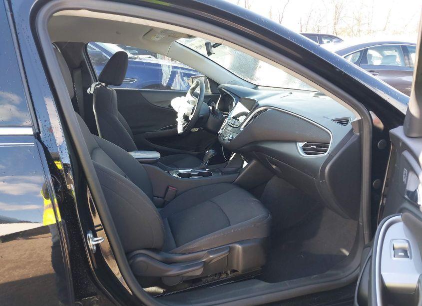 Photo 5 of 2020 Chevrolet Malibu FWD LS (VIN 1G1ZB5ST6LF126458)