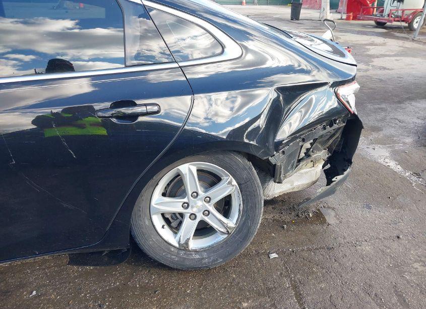 Photo 6 of 2020 Chevrolet Malibu FWD LS (VIN 1G1ZB5ST6LF126458)