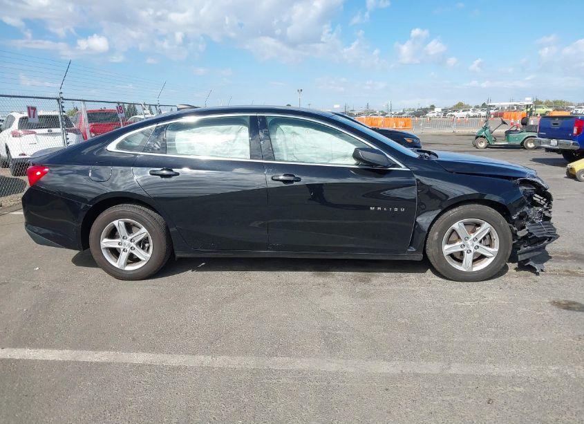 Photo 13 of 2021 Chevrolet Malibu FWD LS (VIN 1G1ZB5ST6MF054551)