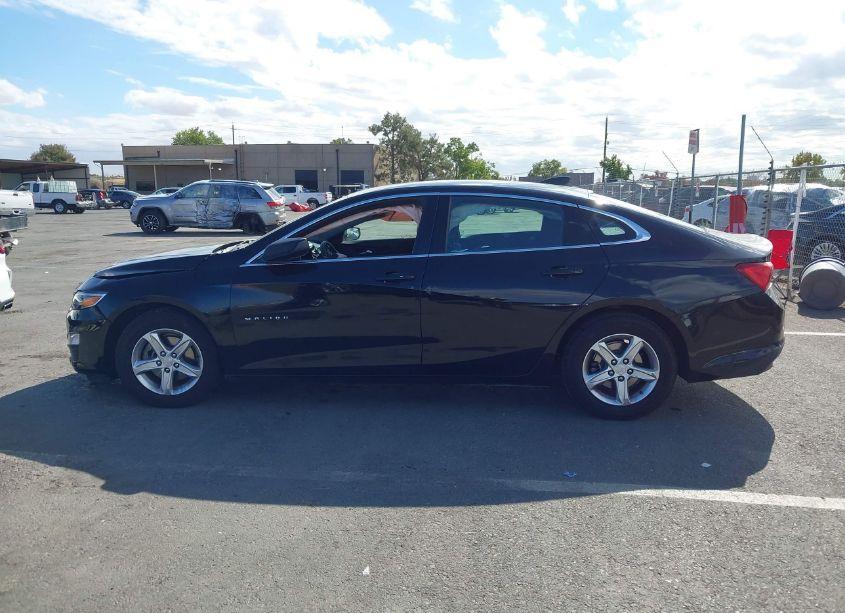 Photo 14 of 2021 Chevrolet Malibu FWD LS (VIN 1G1ZB5ST6MF054551)