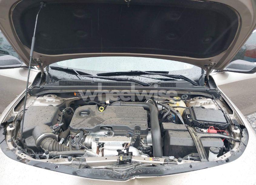 Photo 10 of 2022 Chevrolet Malibu FWD LS (VIN 1G1ZB5ST6NF211058)
