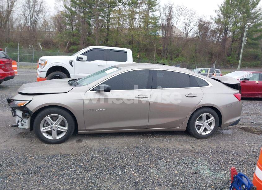 Photo 14 of 2022 Chevrolet Malibu FWD LS (VIN 1G1ZB5ST6NF211058)