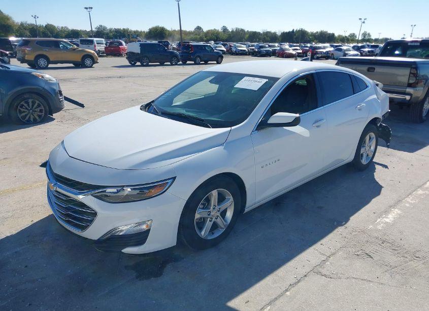 Photo 2 of 2024 Chevrolet Malibu FWD LS (VIN 1G1ZB5ST6RF200261)