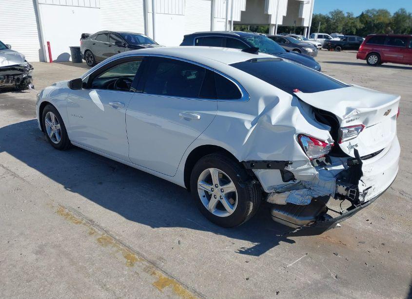 Photo 3 of 2024 Chevrolet Malibu FWD LS (VIN 1G1ZB5ST6RF200261)