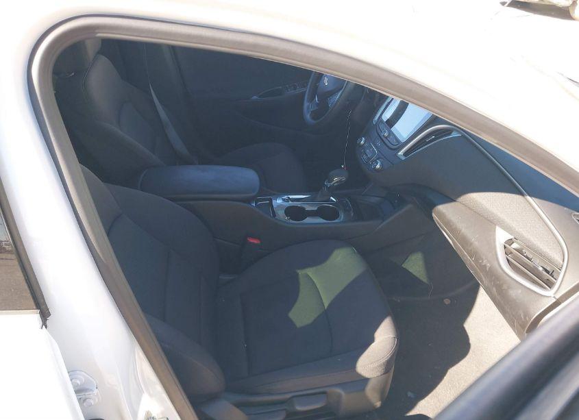 Photo 5 of 2024 Chevrolet Malibu FWD LS (VIN 1G1ZB5ST6RF200261)