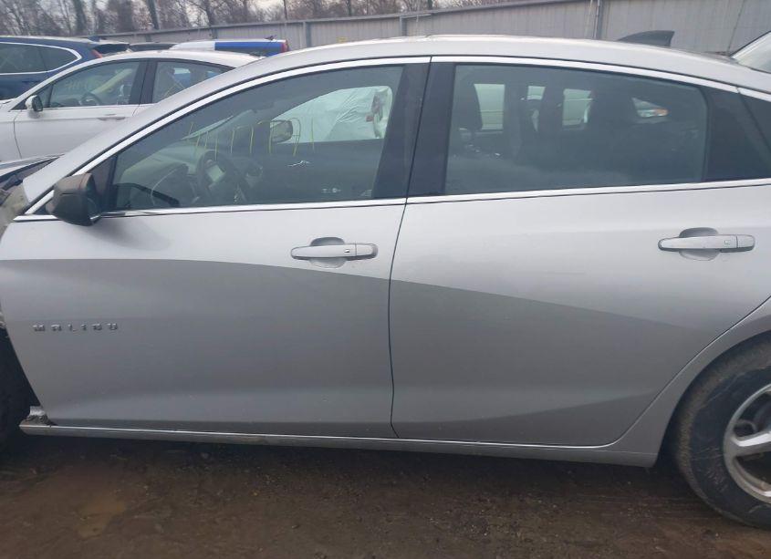 Photo 15 of 2016 Chevrolet Malibu LS (VIN 1G1ZB5ST7GF214022)