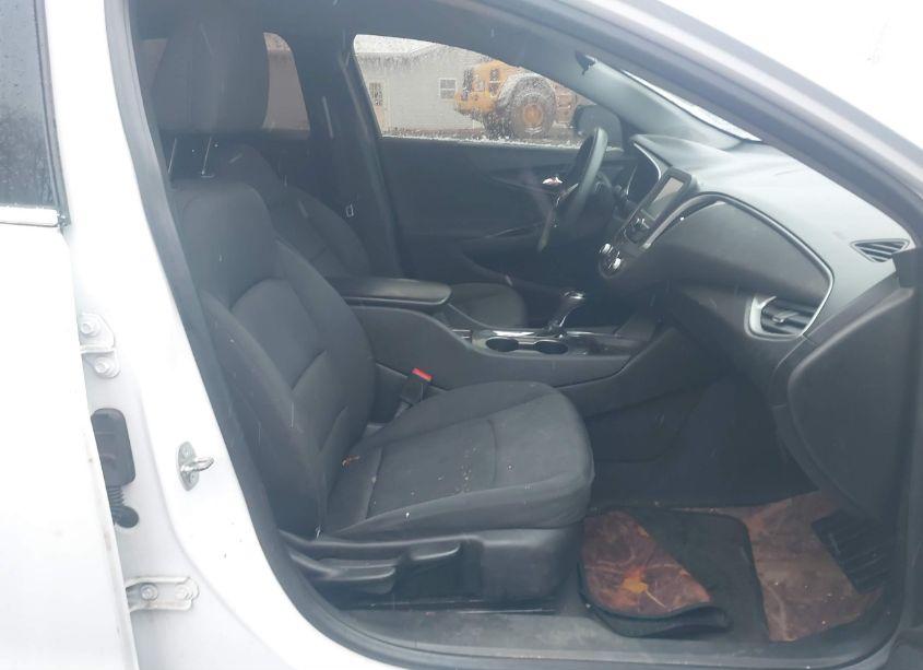 Photo 5 of 2016 Chevrolet Malibu LS (VIN 1G1ZB5ST7GF222847)