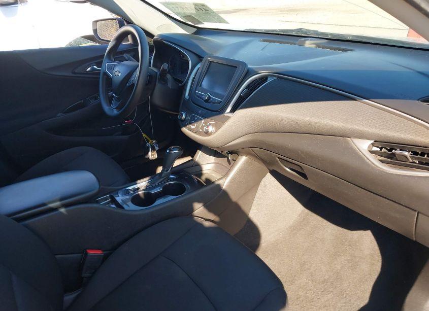 Photo 5 of 2016 Chevrolet Malibu LS (VIN 1G1ZB5ST7GF301323)