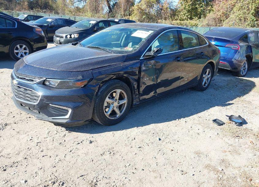 Photo 2 of 2016 Chevrolet Malibu LS (VIN 1G1ZB5ST7GF301600)