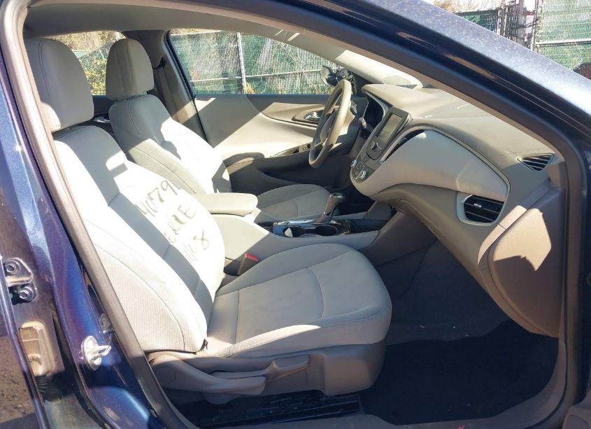 Photo 5 of 2016 Chevrolet Malibu LS (VIN 1G1ZB5ST7GF301600)