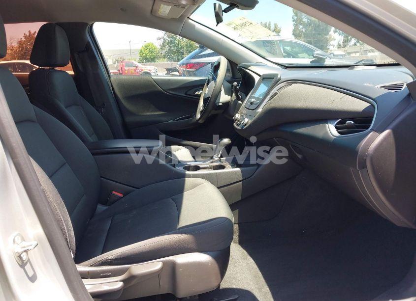 Photo 5 of 2016 Chevrolet Malibu LS (VIN 1G1ZB5ST7GF345760)