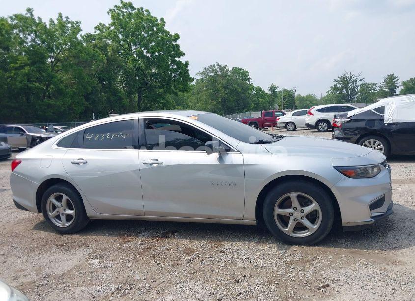 Photo 13 of 2016 Chevrolet Malibu LS (VIN 1G1ZB5ST7GF346276)
