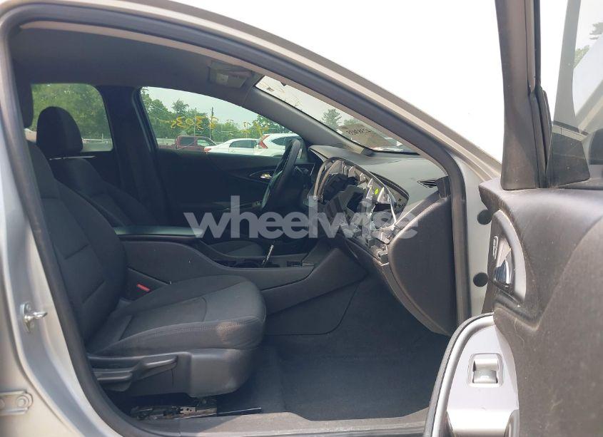 Photo 5 of 2016 Chevrolet Malibu LS (VIN 1G1ZB5ST7GF346276)